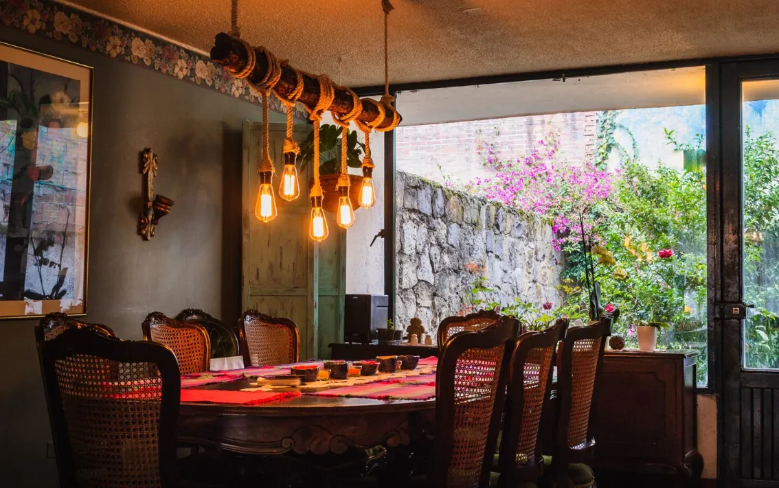 Fresh East Indian rice bowls and curry delivery from Wholesale Meals Edmonton in South Edmonton